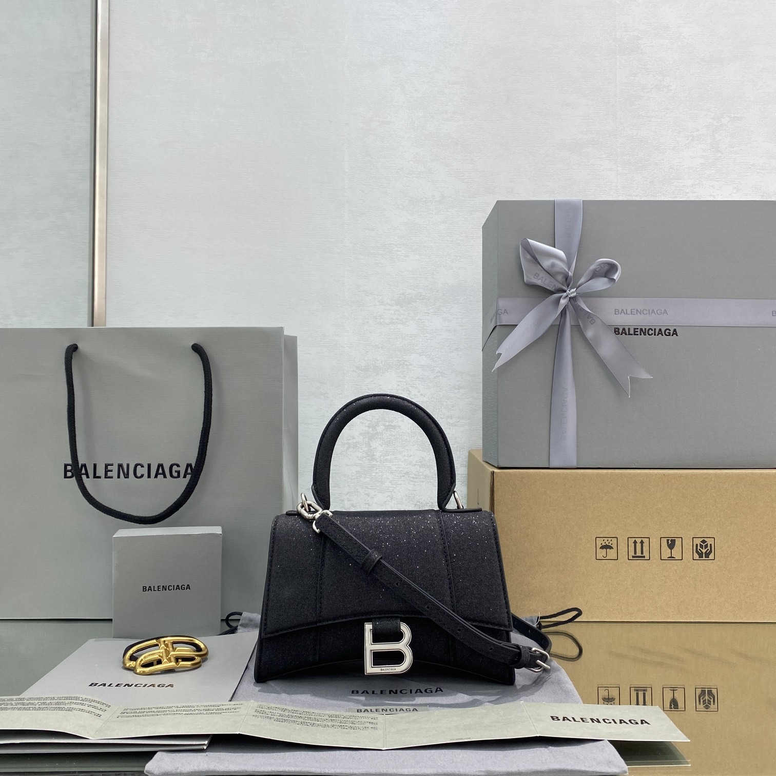 Gucci&Balenciaga Hou